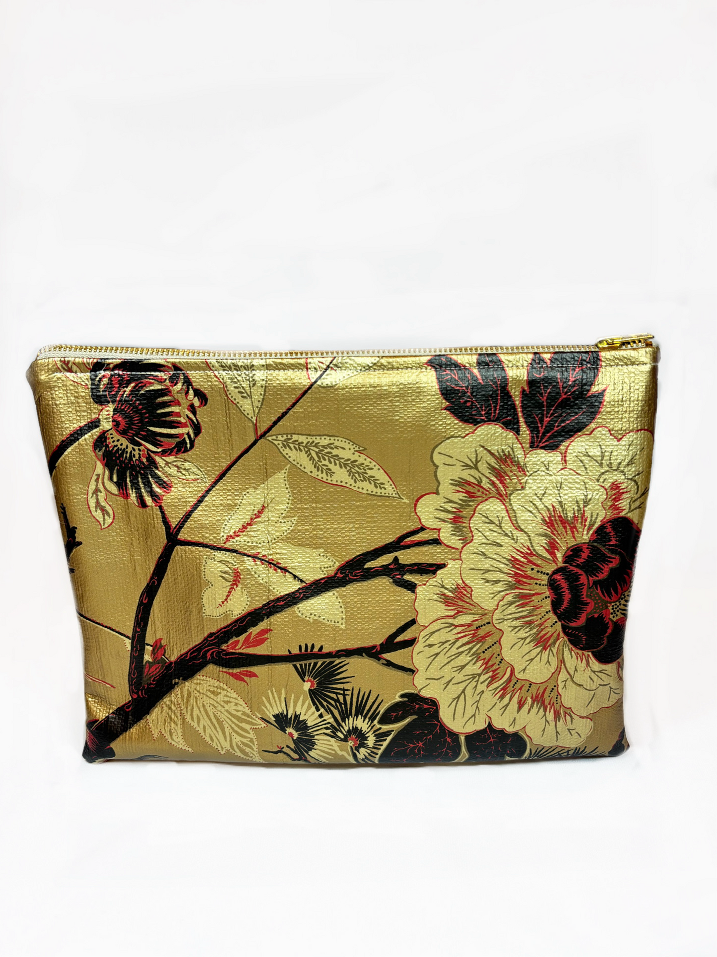 BIG POUCHE HANDBAG