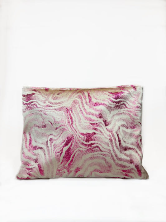 BIG POUCHE HANDBAG
